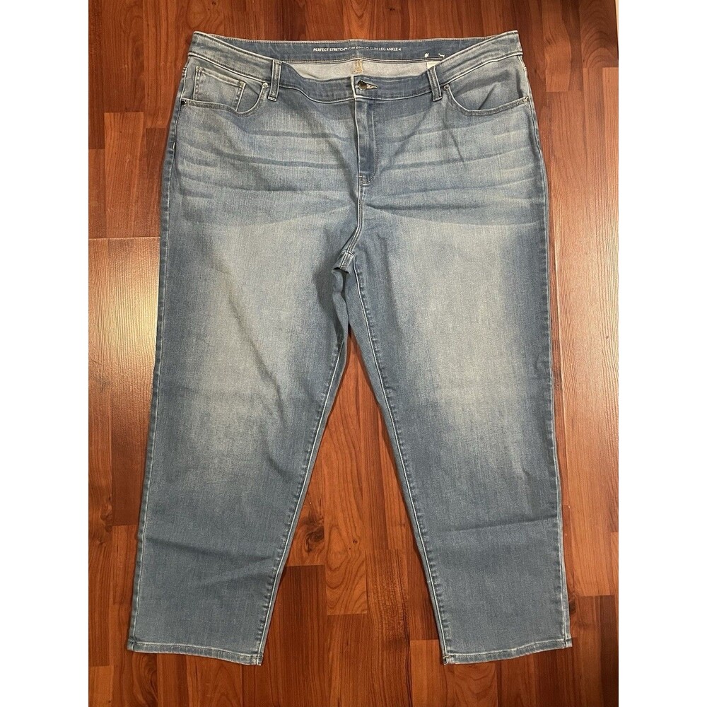 Chicos Girlfriend Jeans Size 4 Perfect Stretch Slim Leg Ankle High Rise Denim